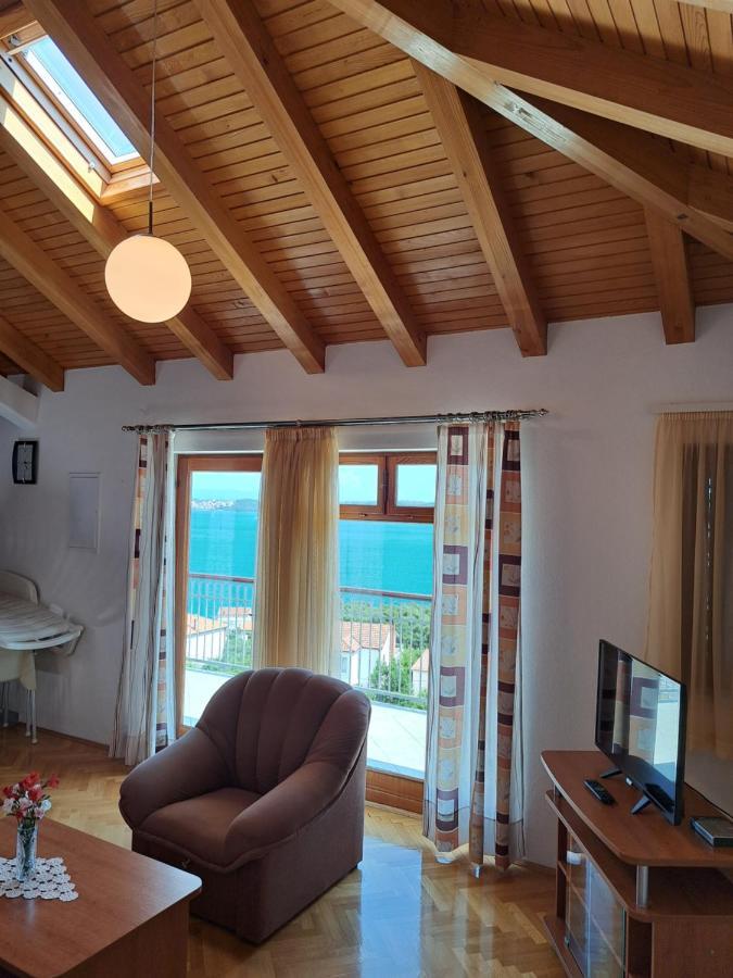 Apartment With Splendid Sea View Trogir Kültér fotó