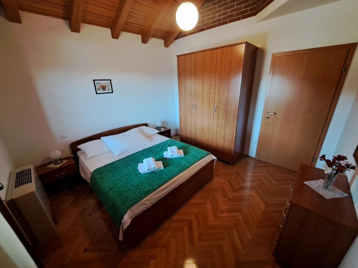 Apartment With Splendid Sea View Trogir Kültér fotó