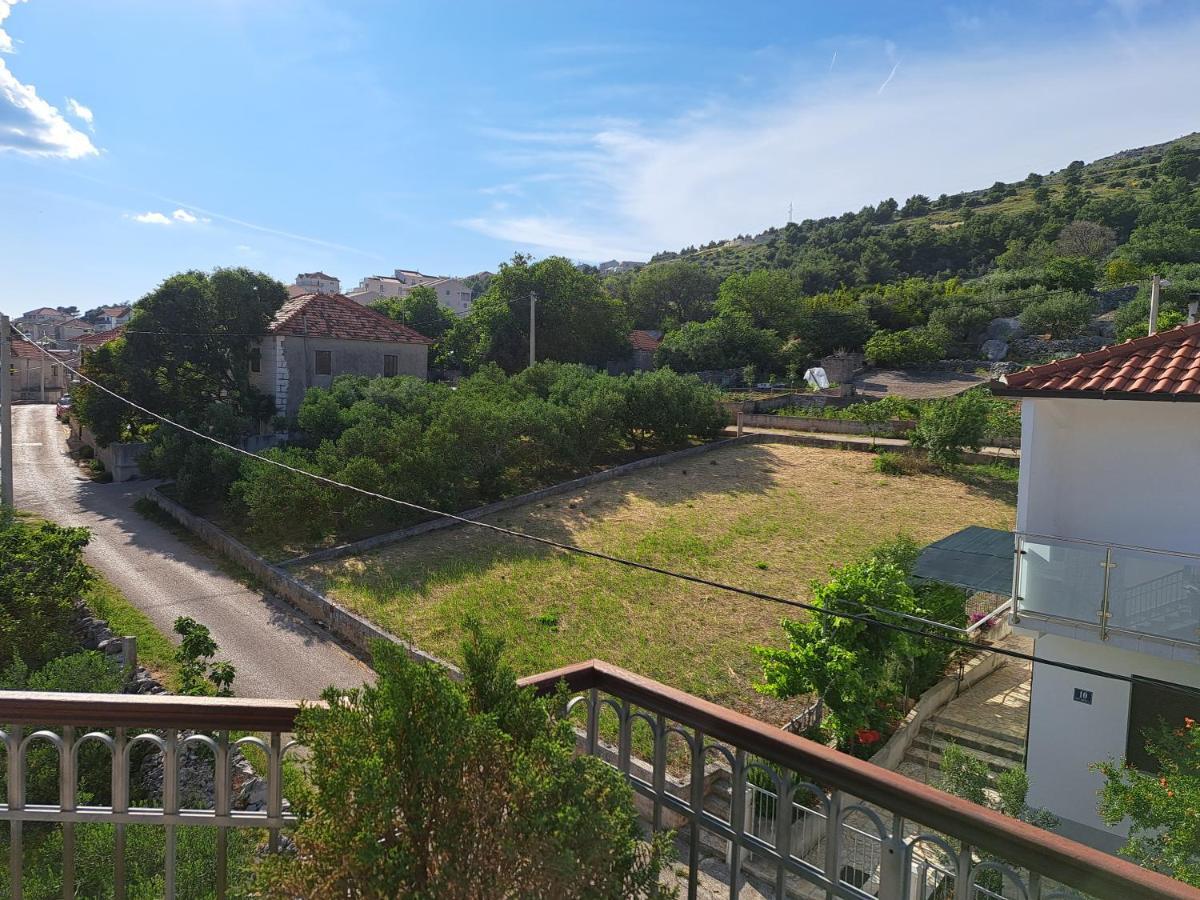 Apartment With Splendid Sea View Trogir Kültér fotó