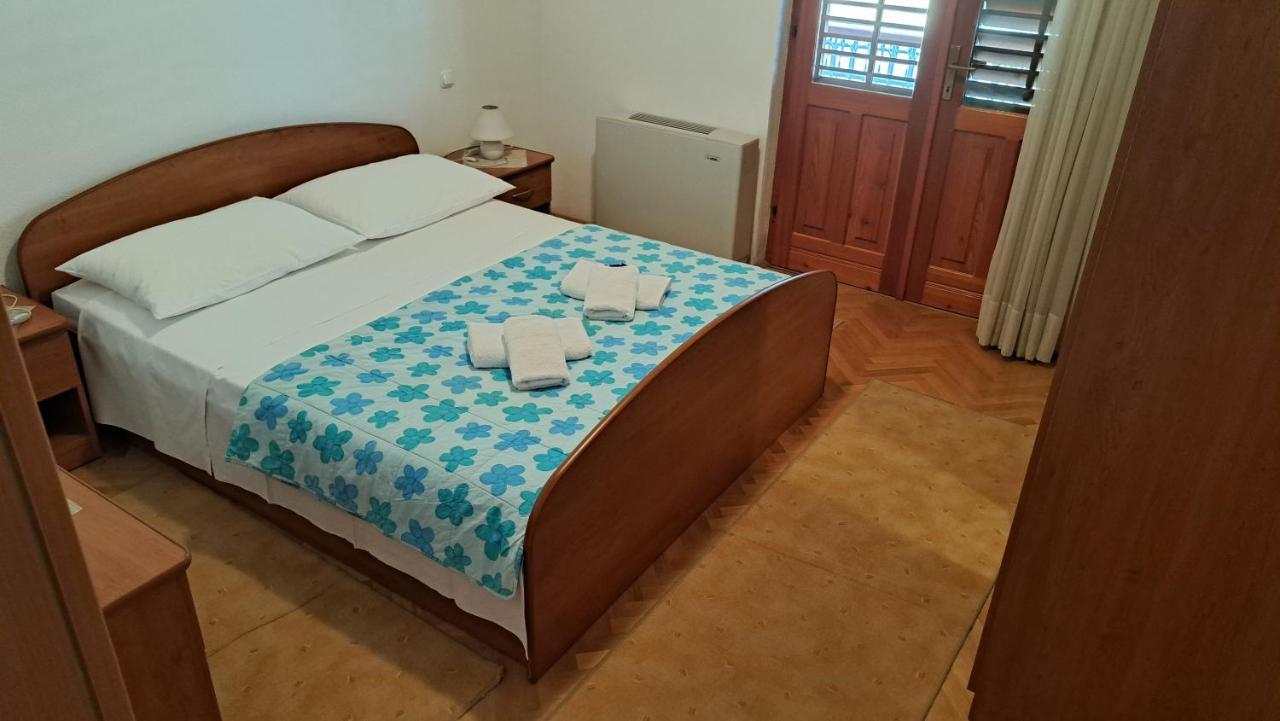 Apartment With Splendid Sea View Trogir Kültér fotó