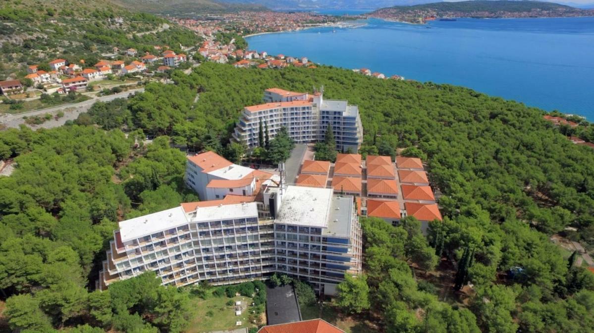 Apartment With Splendid Sea View Trogir Kültér fotó