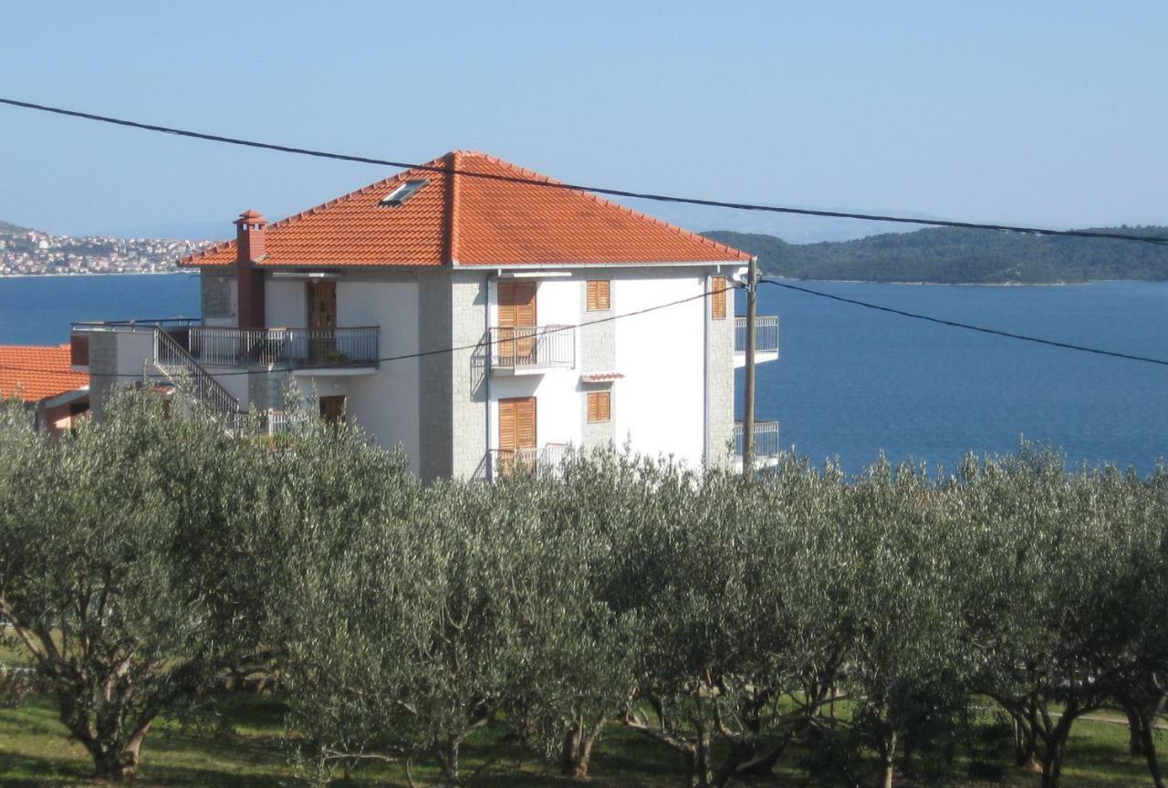 Apartment With Splendid Sea View Trogir Kültér fotó