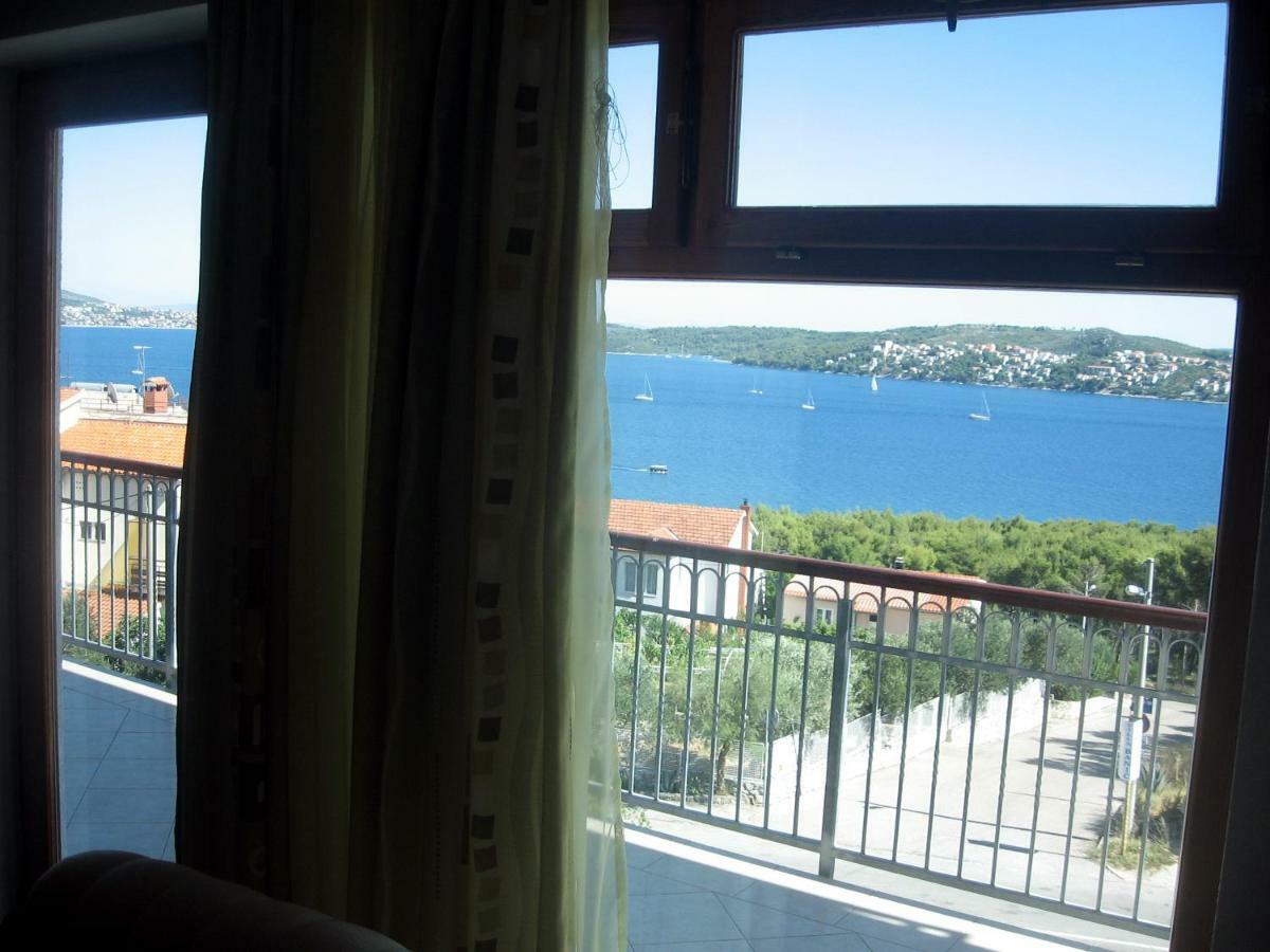 Apartment With Splendid Sea View Trogir Kültér fotó