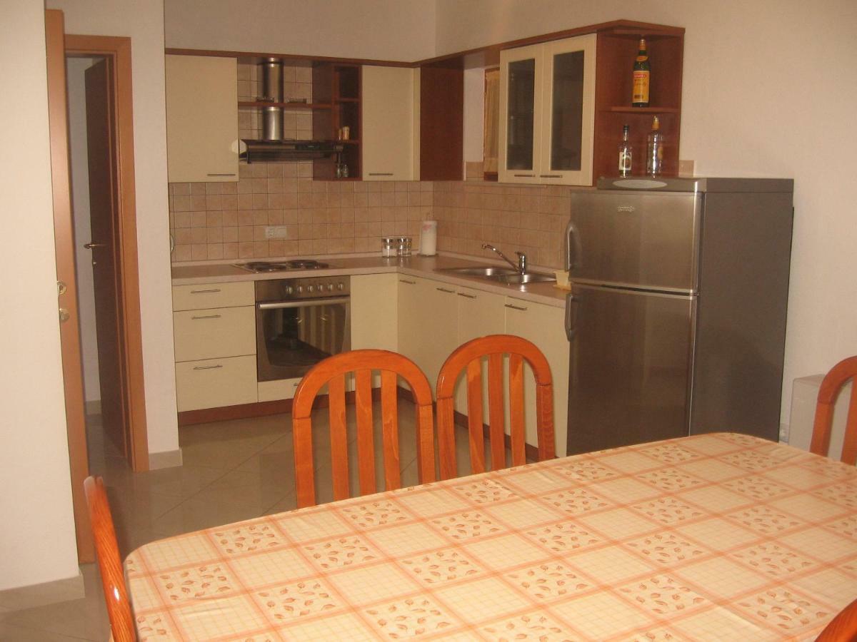 Apartment With Splendid Sea View Trogir Kültér fotó